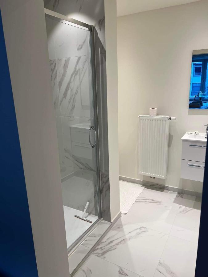 Nieuwe Kamer In Centrum Brugge Met Badkamer ! Exteriör bild
